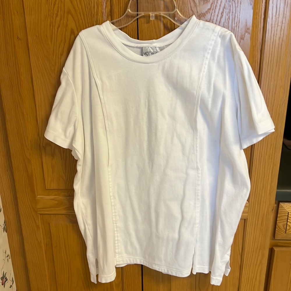 White Large Motherhood maternity/nursing top